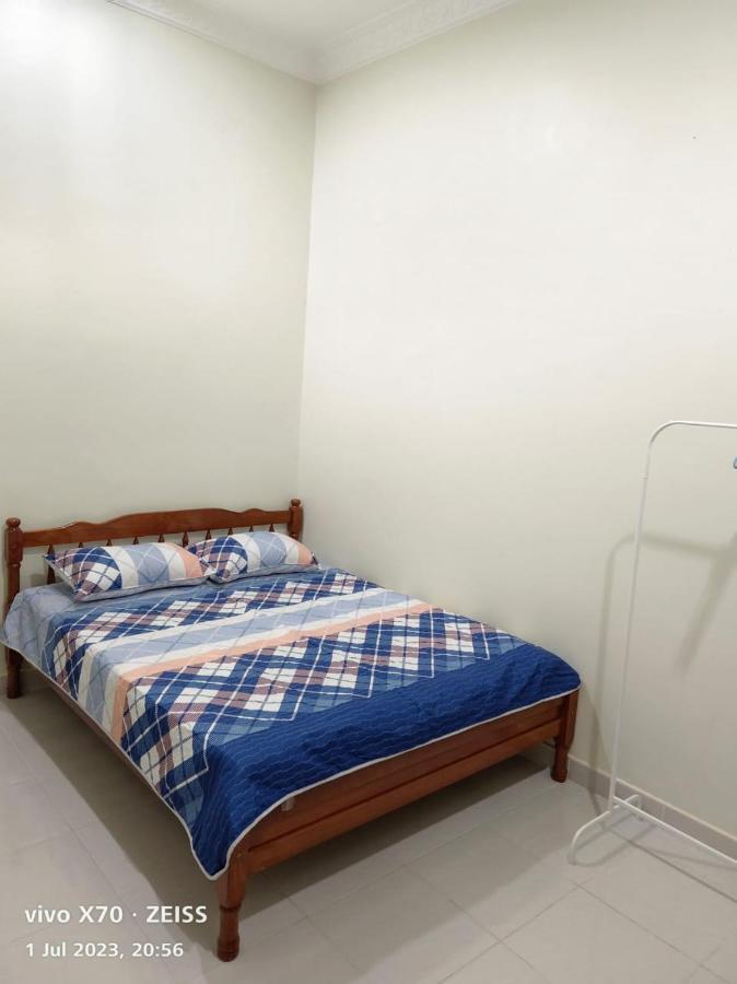 Homestay Yasmeen Marang Ngoại thất bức ảnh
