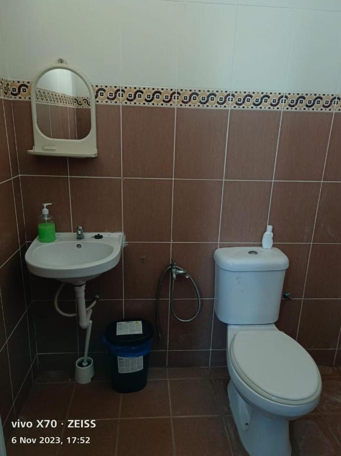 Homestay Yasmeen Marang Ngoại thất bức ảnh
